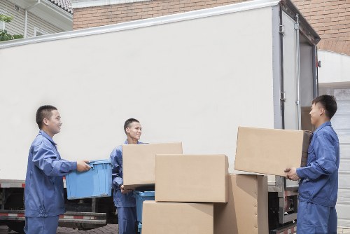 Packing materials and organised moving boxes in a Knightsbridge home
